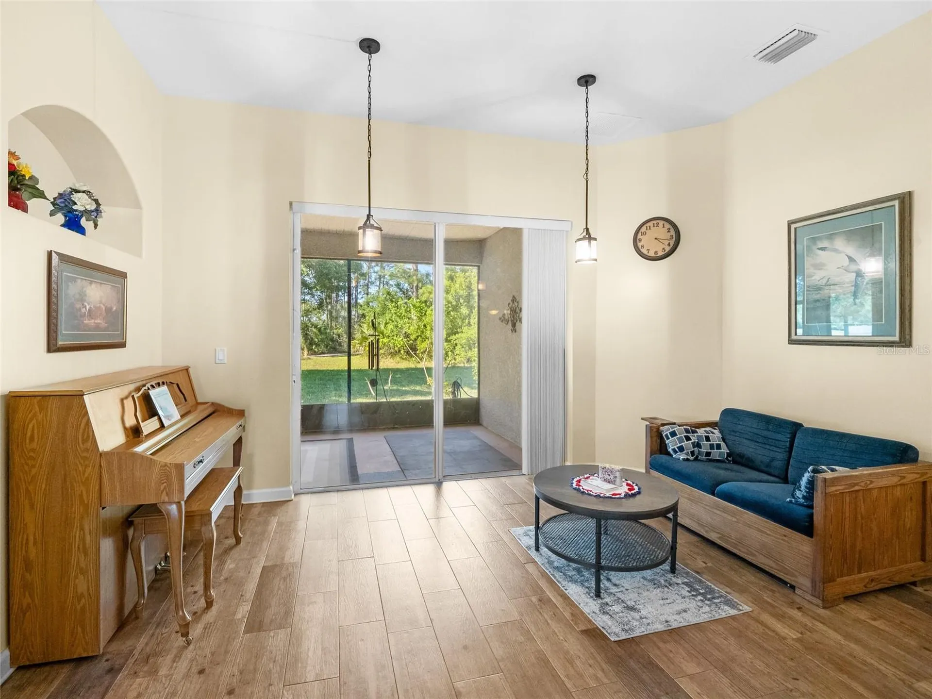 319 Gardendale Circle SE Palm Bay FL 32909