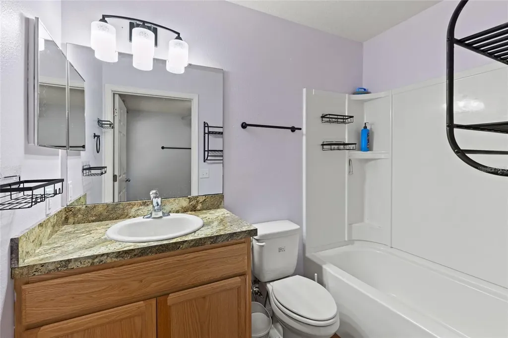 206 E Catawba Fruitland Park FL 34731
