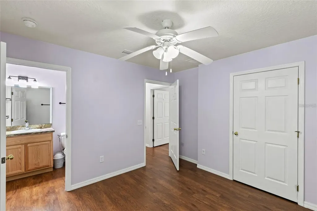 206 E Catawba Fruitland Park FL 34731