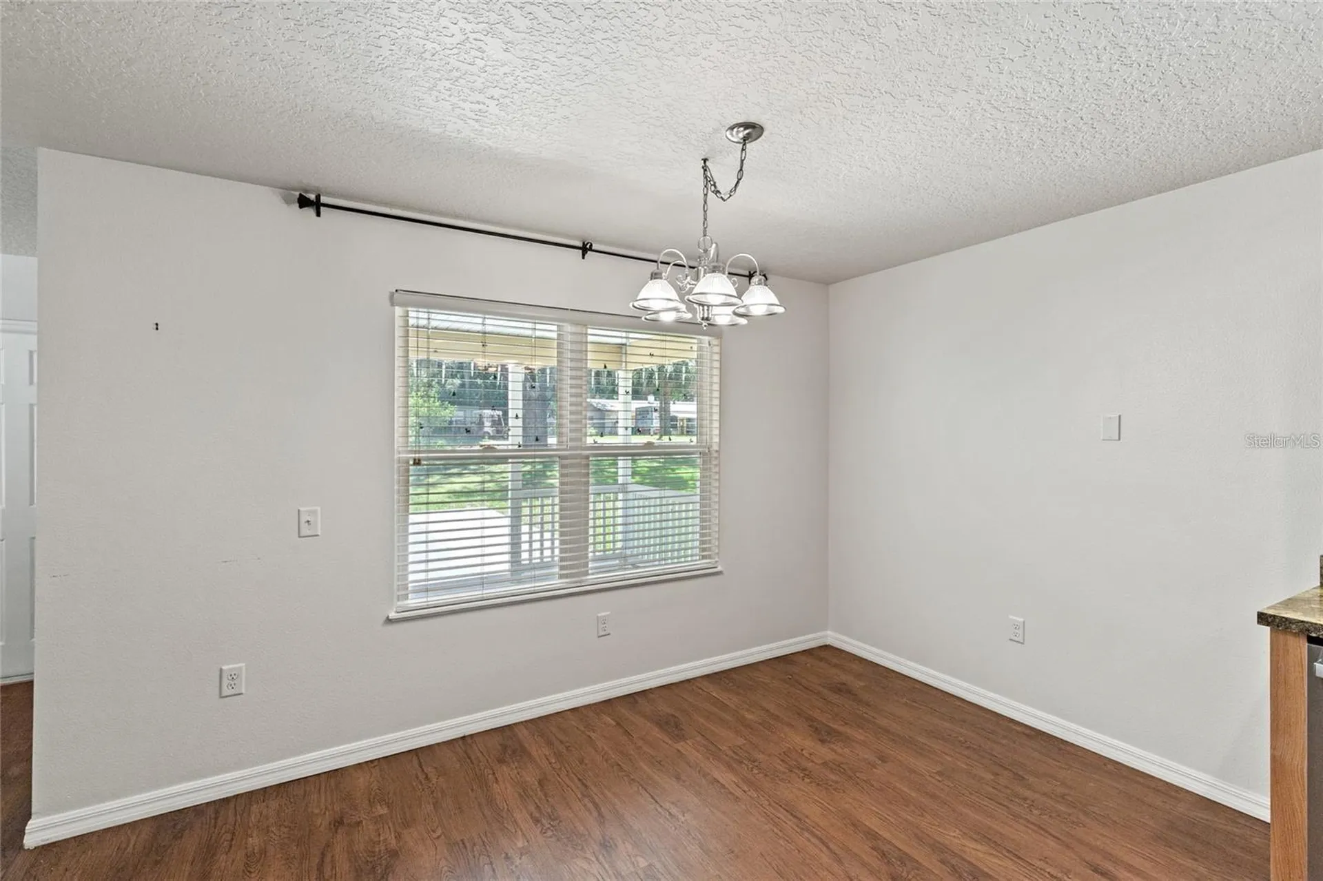 206 E Catawba Fruitland Park FL 34731