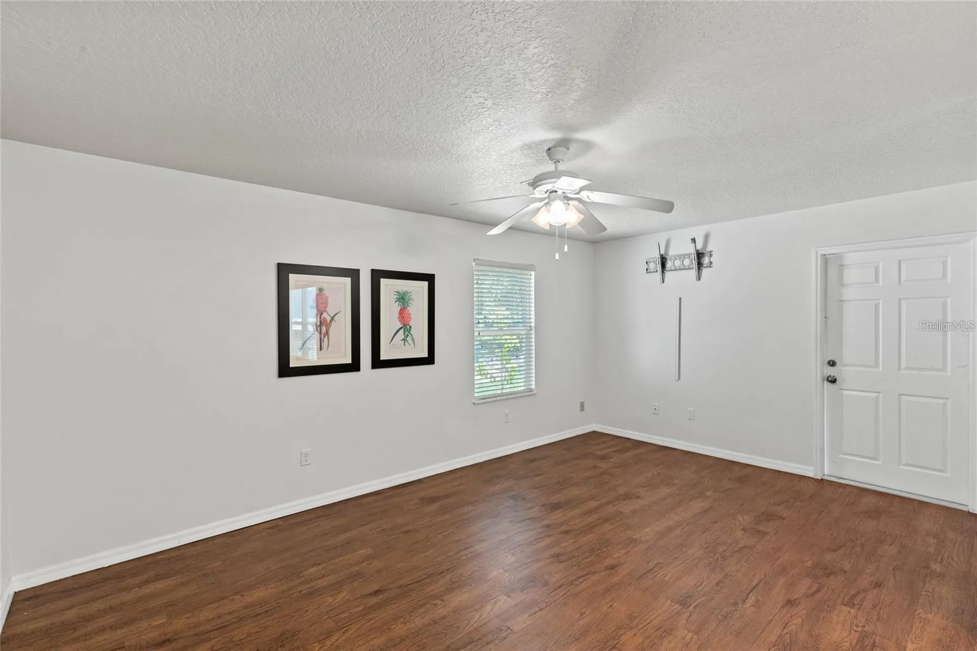 206 E Catawba Fruitland Park FL 34731