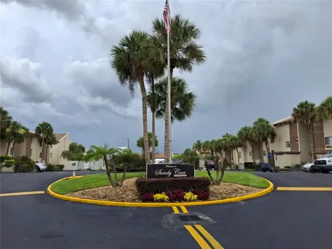 622 Orange Drive Altamonte Springs FL 32701
