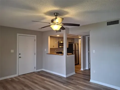 622 Orange Drive Altamonte Springs FL 32701