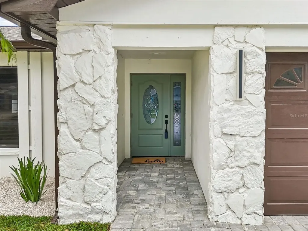 12076 92nd Way N Largo FL 33773