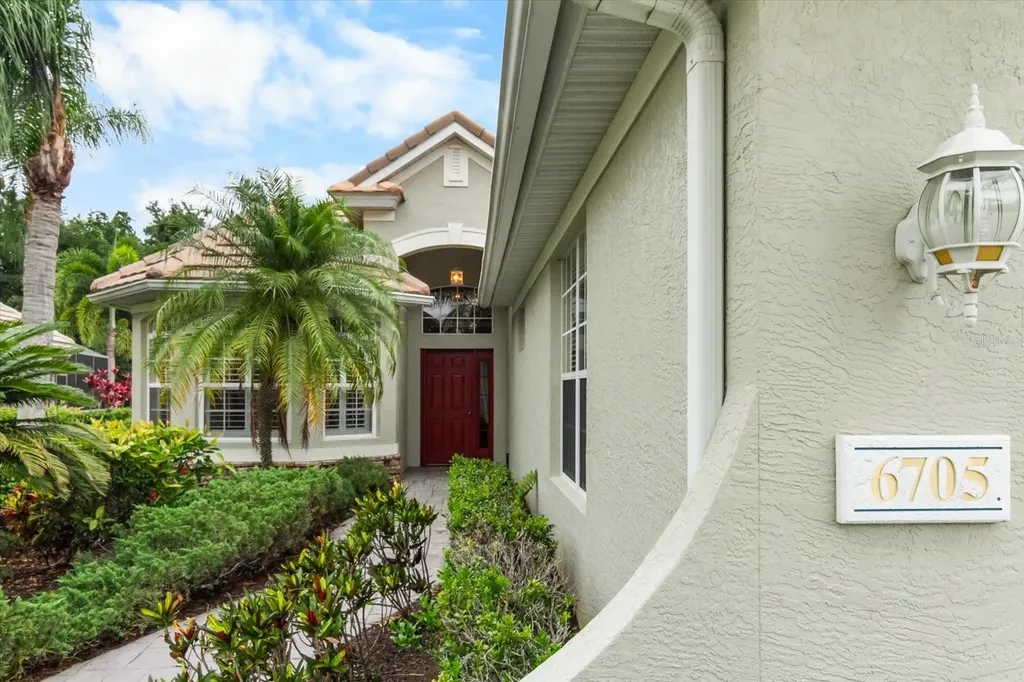 6705 Pebble Beach Way Lakewood Ranch FL 34202
