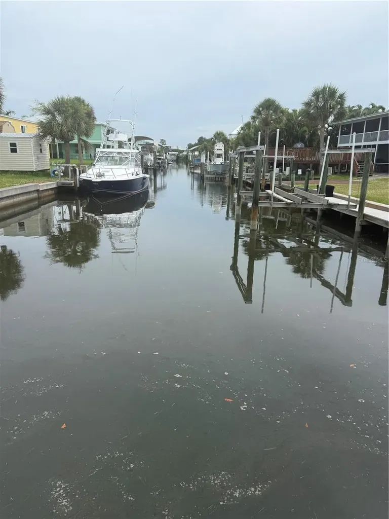 10460 Raymond Street Englewood FL 34224