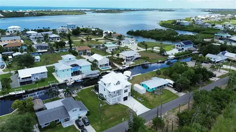 10460 Raymond Street Englewood FL 34224