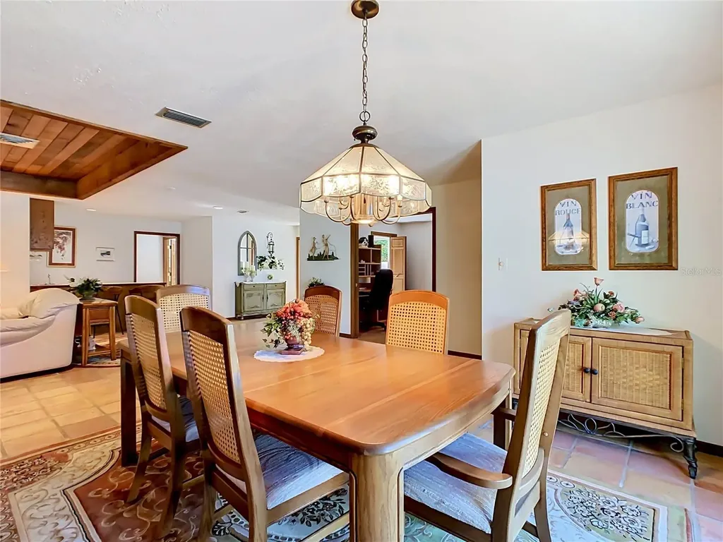 25 Huntley Court Haines City FL 33844
