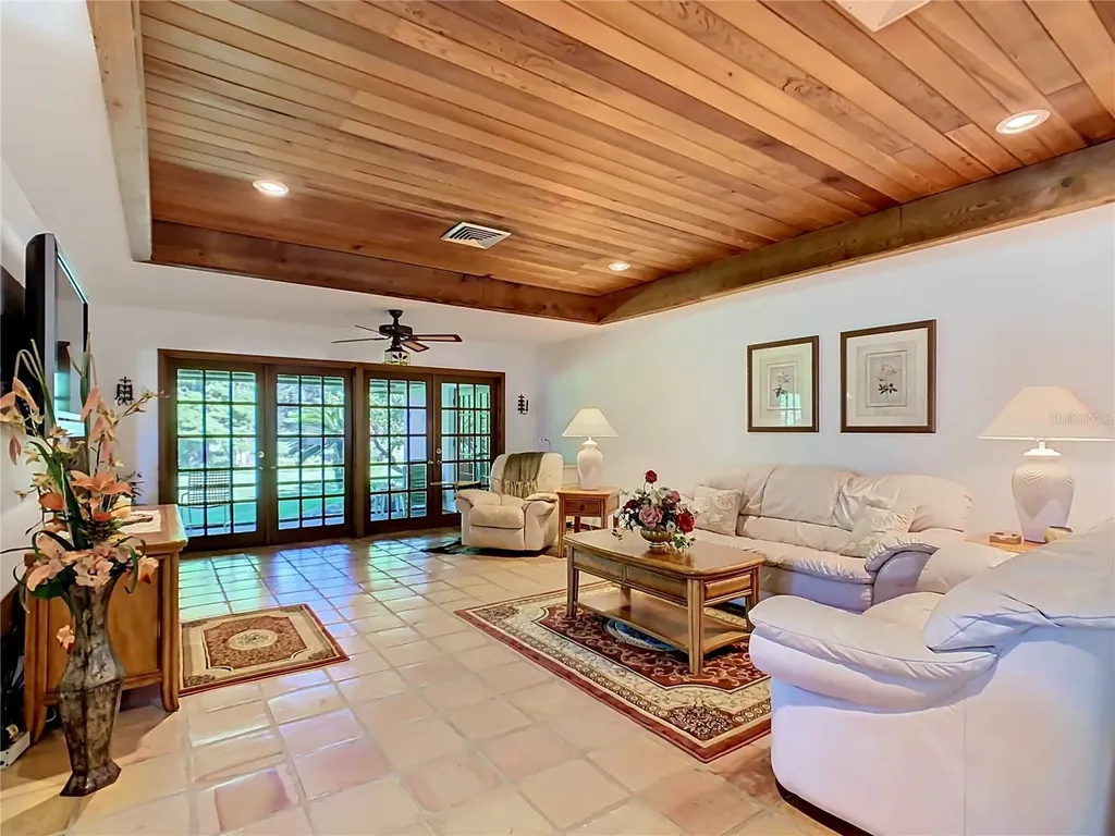 25 Huntley Court Haines City FL 33844