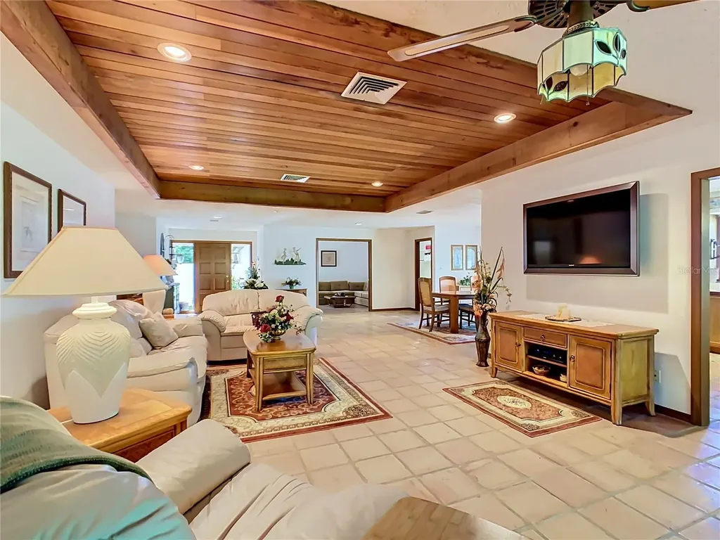 25 Huntley Court Haines City FL 33844