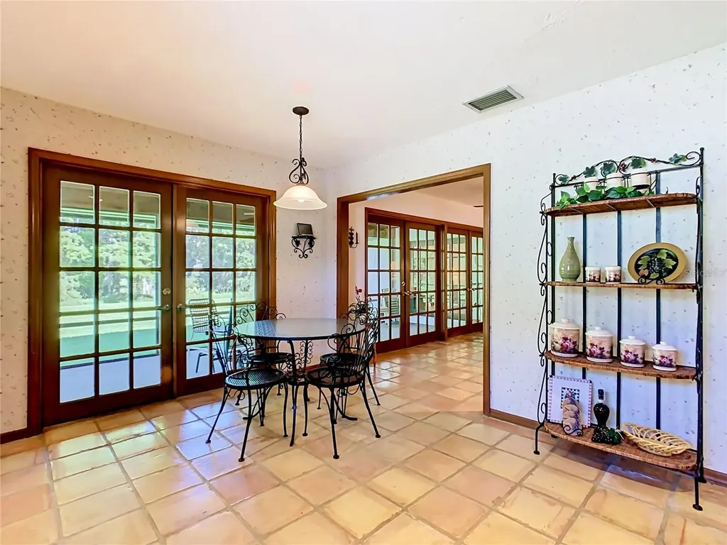 25 Huntley Court Haines City FL 33844