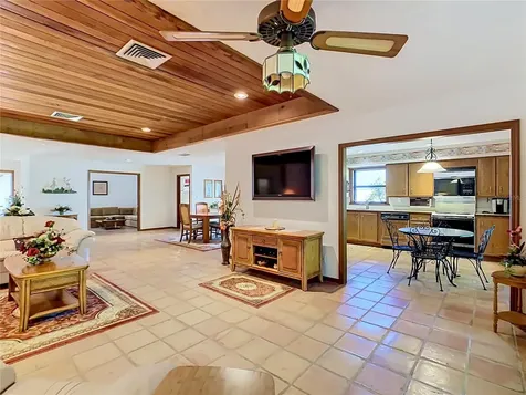 25 Huntley Court Haines City FL 33844