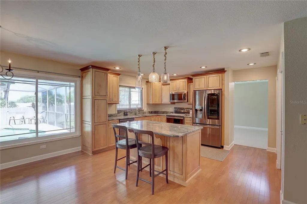 7600 Drew Oak Drive Seminole FL 33772