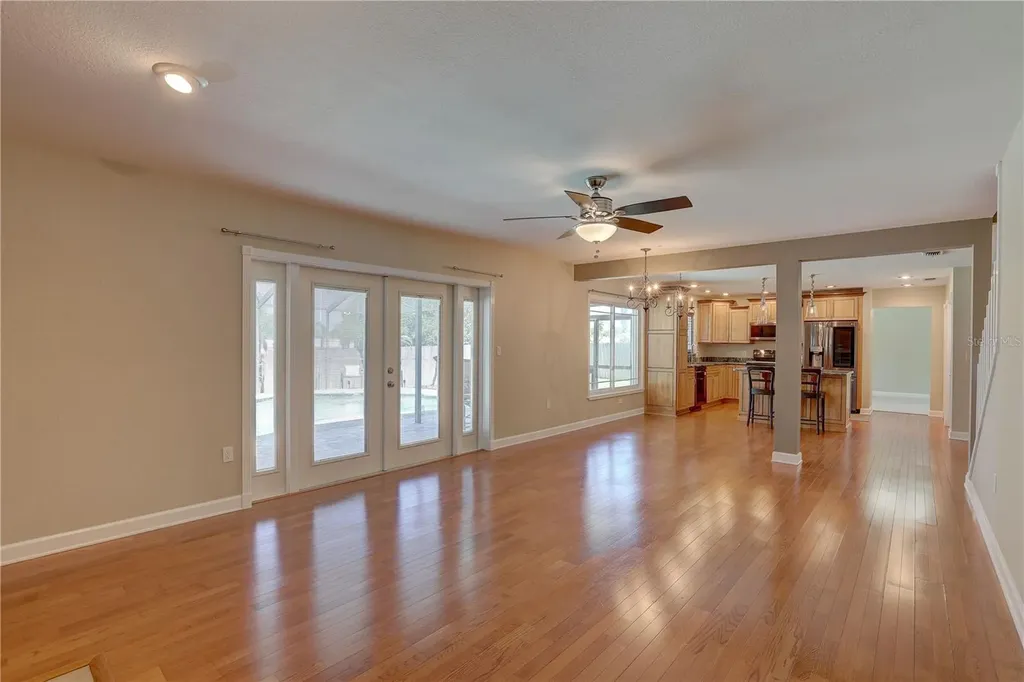 7600 Drew Oak Drive Seminole FL 33772