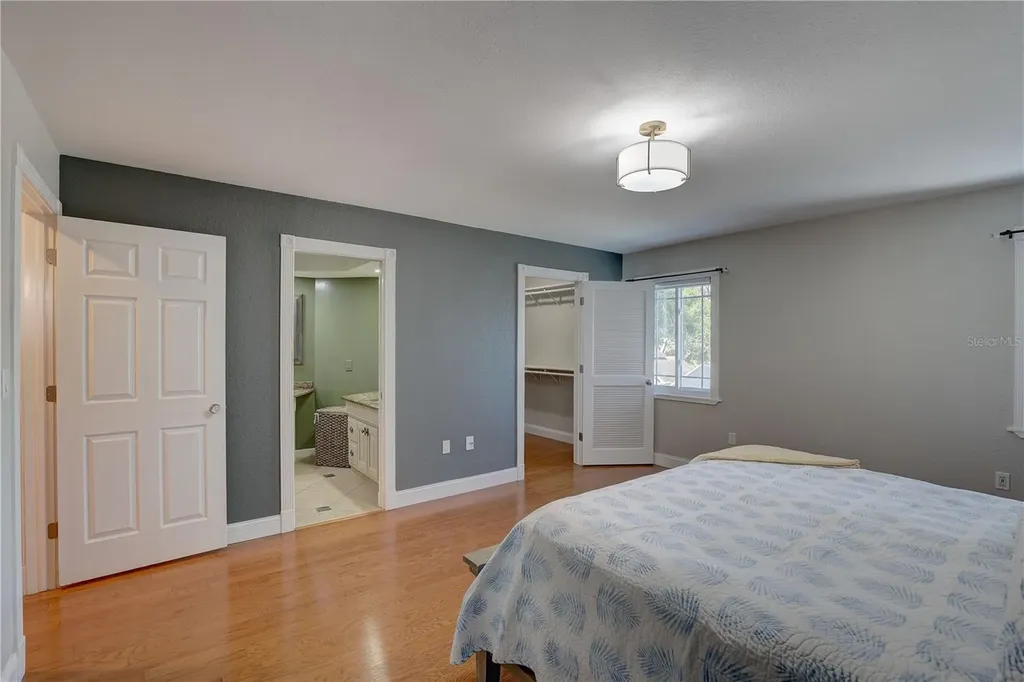 7600 Drew Oak Drive Seminole FL 33772