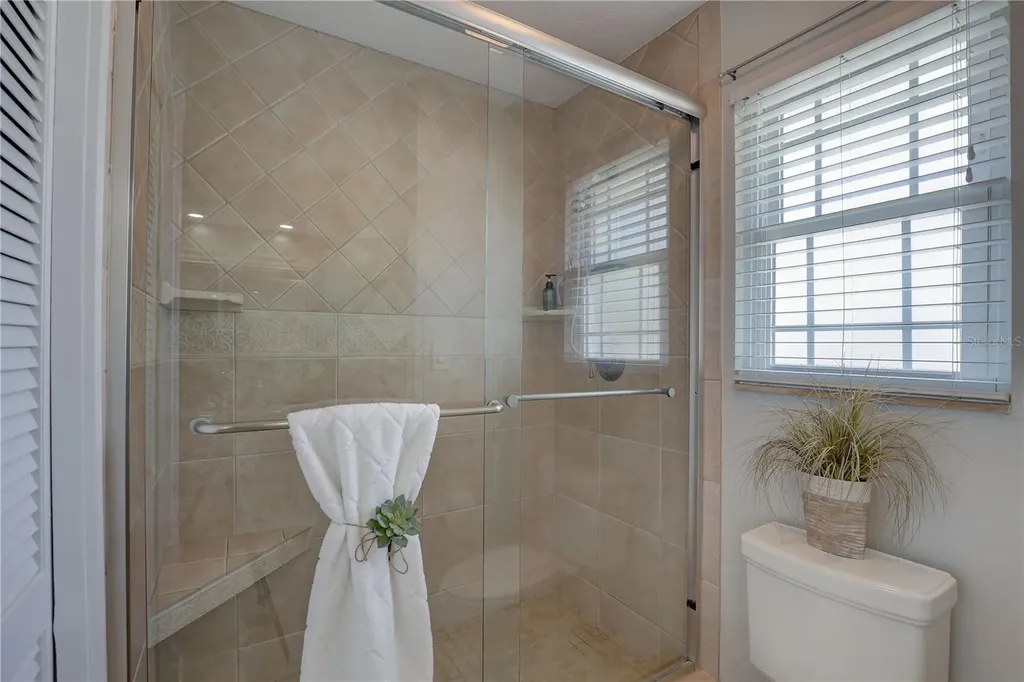 7600 Drew Oak Drive Seminole FL 33772
