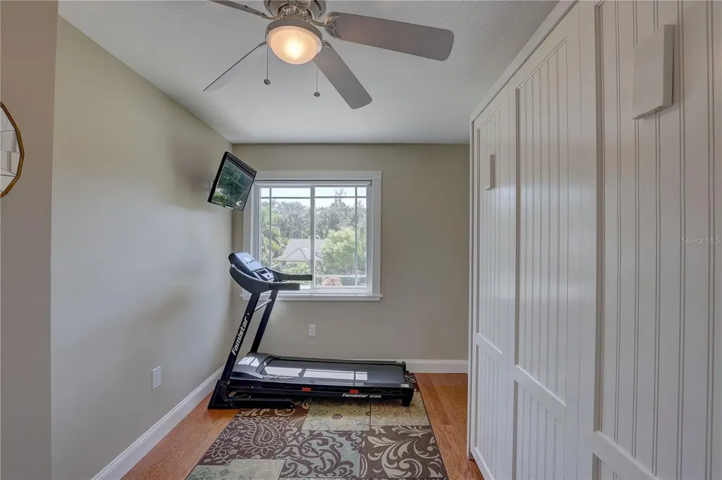 7600 Drew Oak Drive Seminole FL 33772