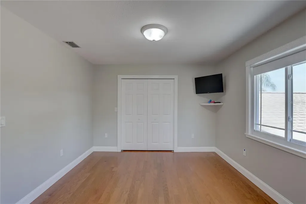 7600 Drew Oak Drive Seminole FL 33772