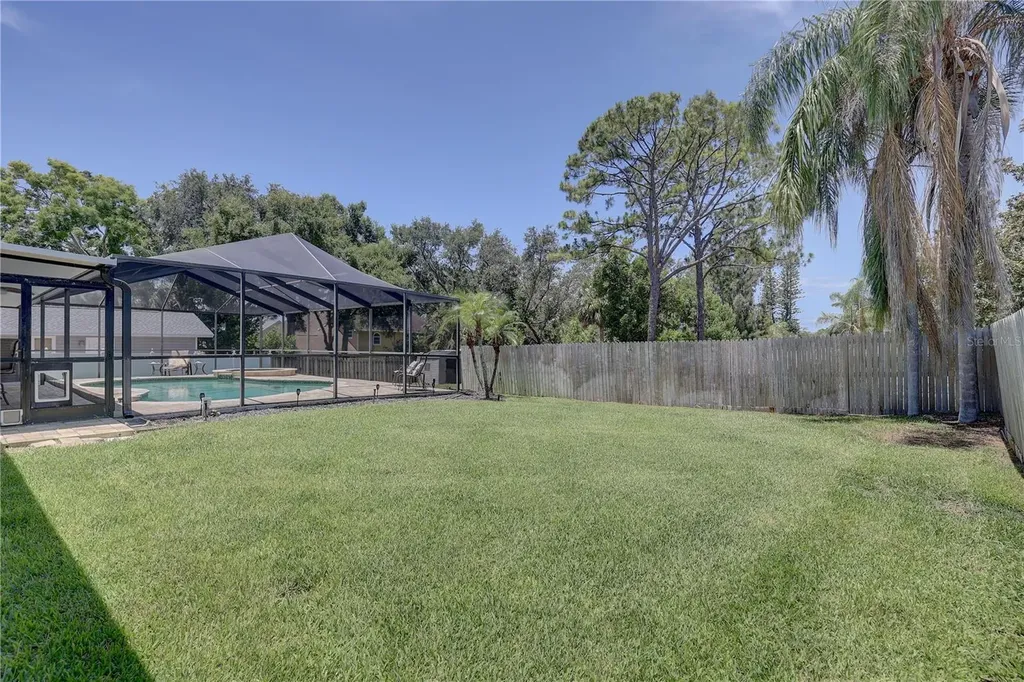 7600 Drew Oak Drive Seminole FL 33772