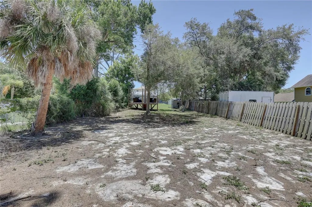 7600 Drew Oak Drive Seminole FL 33772