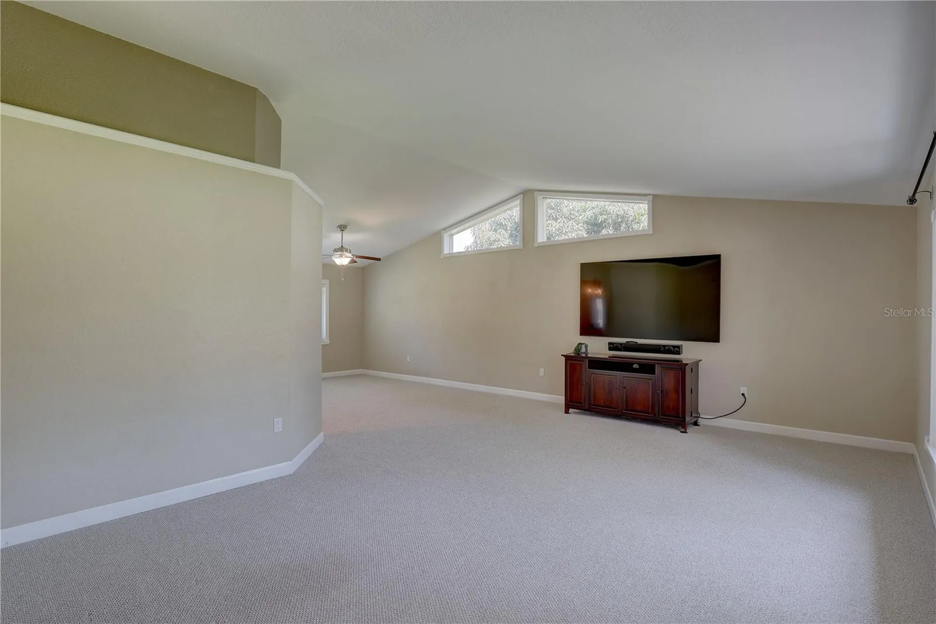 7600 Drew Oak Drive Seminole FL 33772