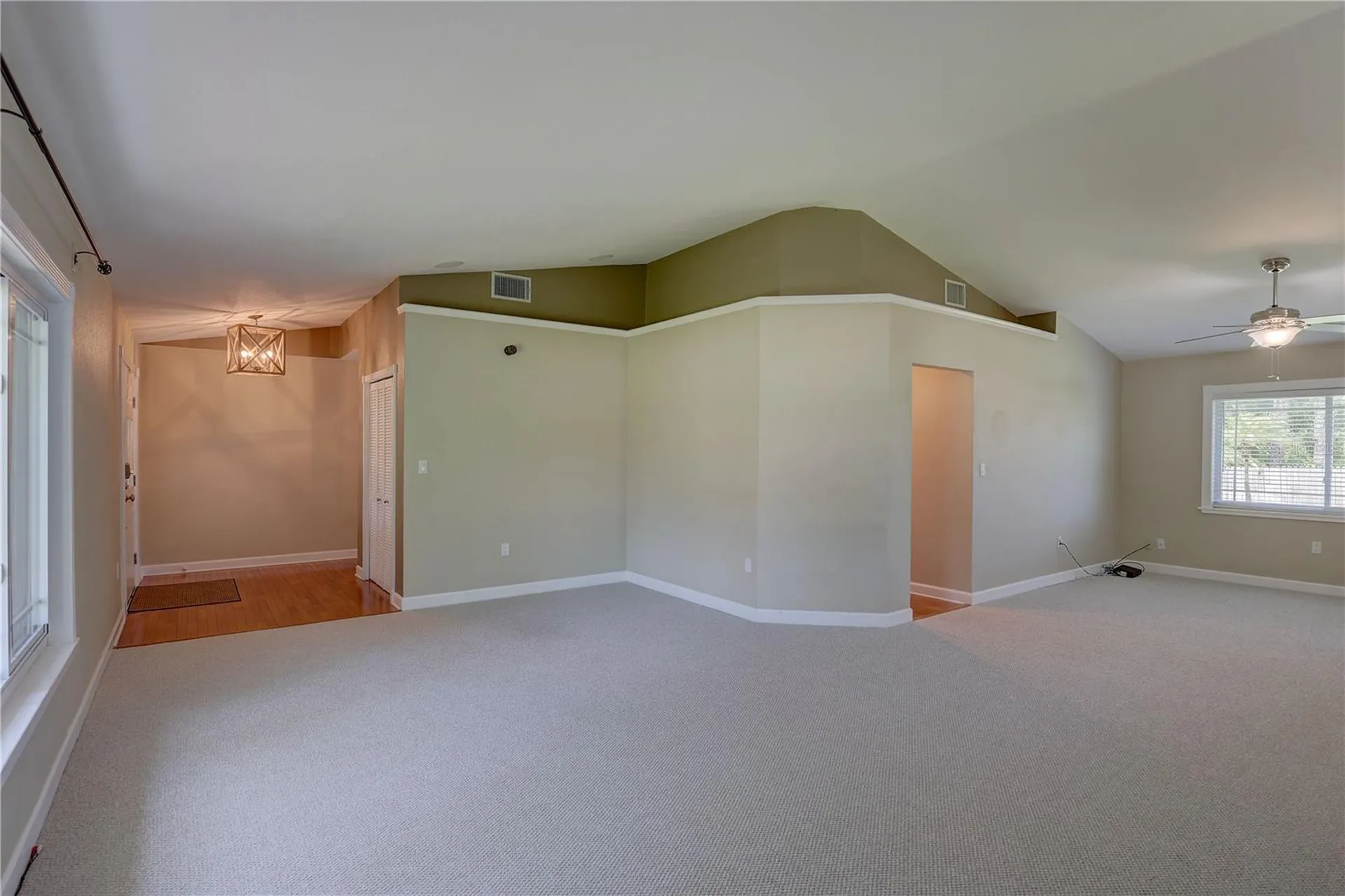 7600 Drew Oak Drive Seminole FL 33772