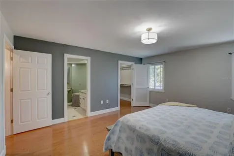 7600 Drew Oak Drive Seminole FL 33772