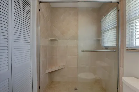 7600 Drew Oak Drive Seminole FL 33772