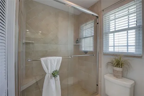 7600 Drew Oak Drive Seminole FL 33772