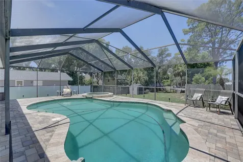 7600 Drew Oak Drive Seminole FL 33772