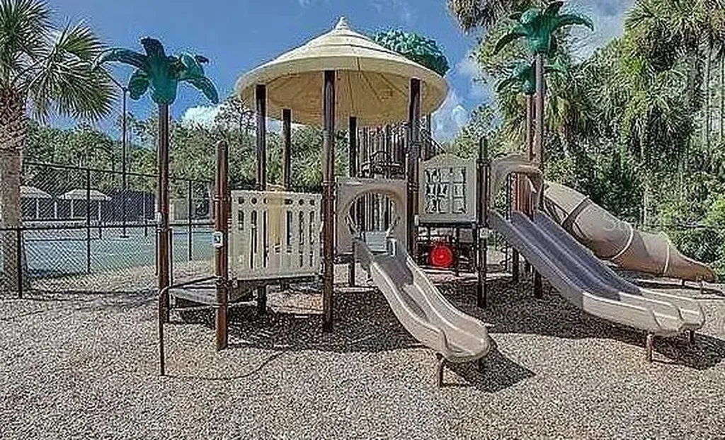 90 W Waterside Parkway Palm Coast FL 32137