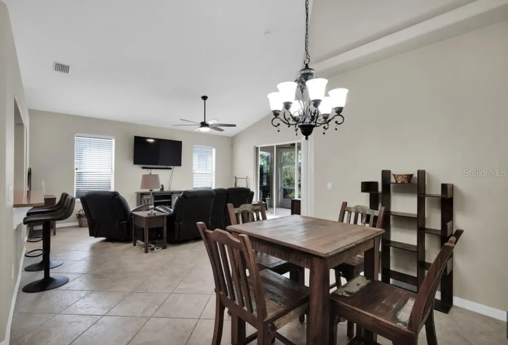 90 W Waterside Parkway Palm Coast FL 32137