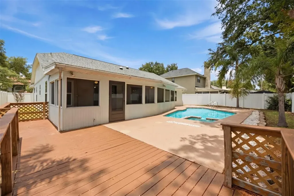 2023 Darlington Oak Drive Seffner FL 33584