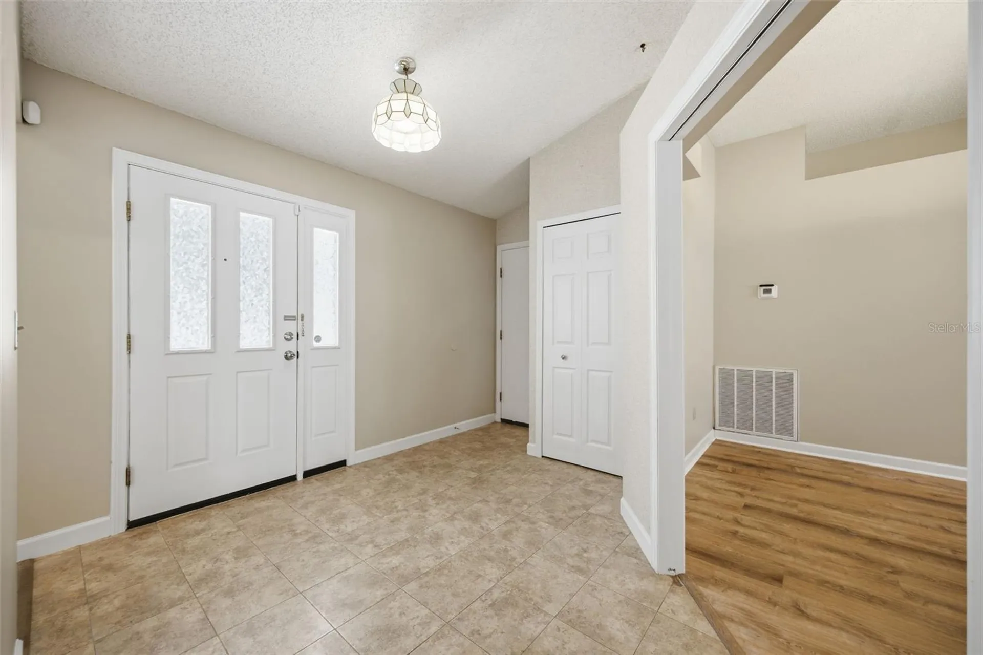 2023 Darlington Oak Drive Seffner FL 33584