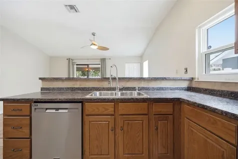 2023 Darlington Oak Drive Seffner FL 33584