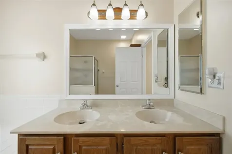 2023 Darlington Oak Drive Seffner FL 33584