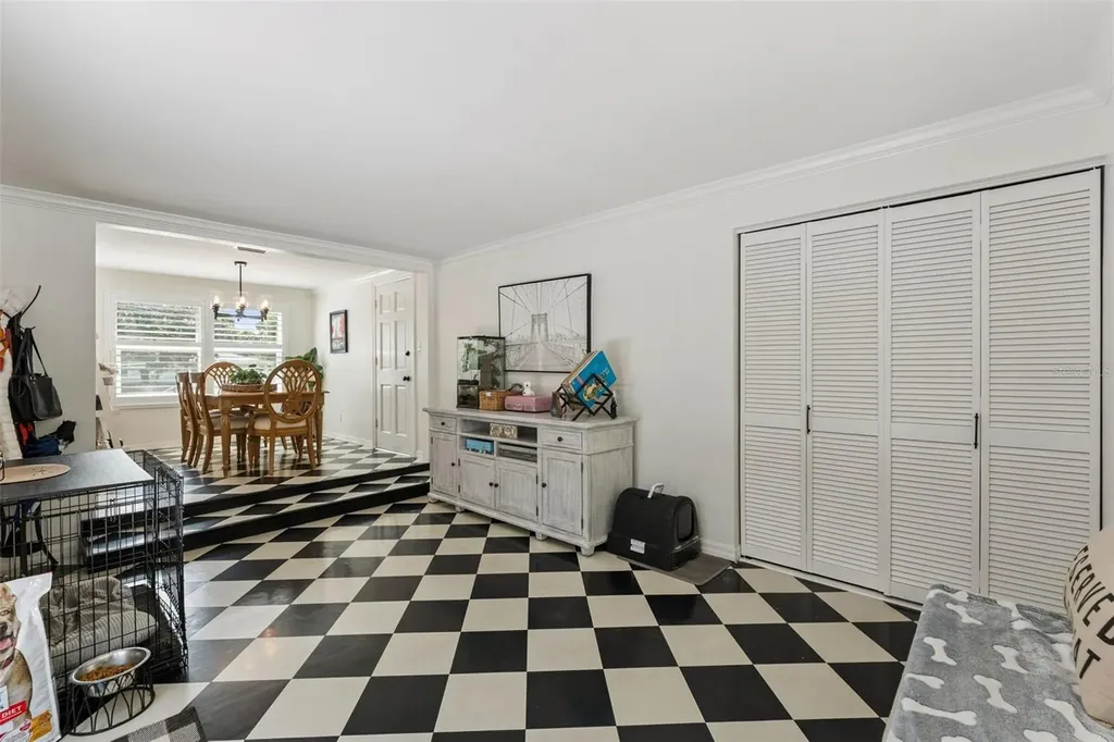 719 Warwick Place Orlando FL 32803