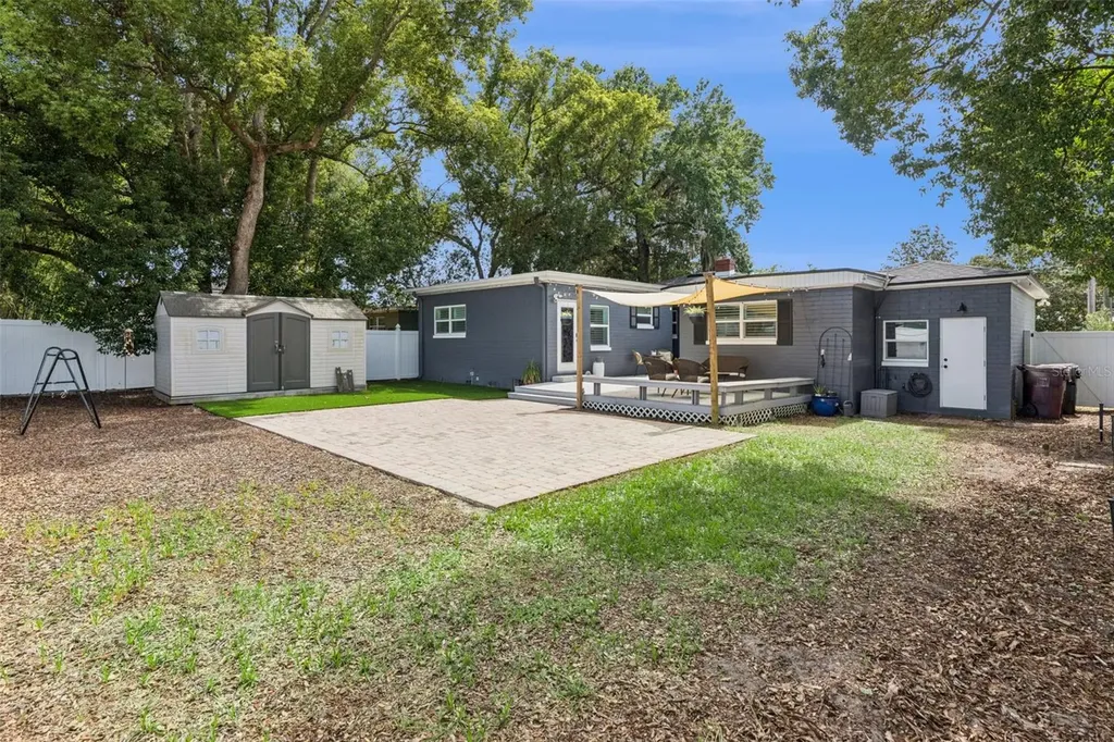 719 Warwick Place Orlando FL 32803