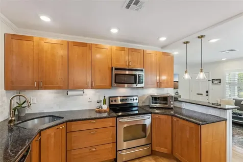 719 Warwick Place Orlando FL 32803