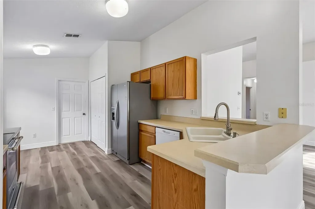 2415 Hickory Oak Boulevard Orlando FL 32817