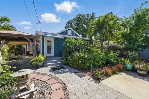 2251 8th Avenue N St Petersburg FL 33713