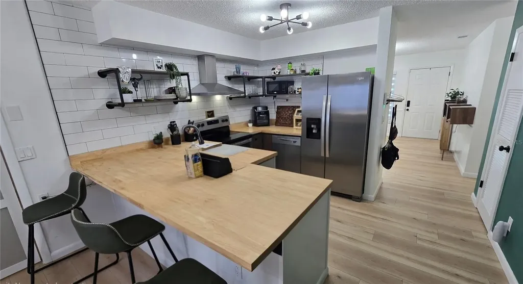 4812 E 97th Avenue Tampa FL 33617