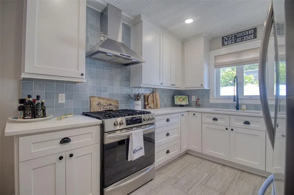 128 Edgewater Terrace Dunedin FL 34698