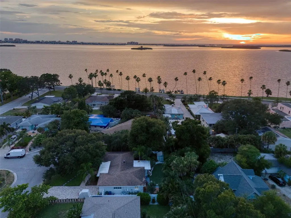 128 Edgewater Terrace Dunedin FL 34698