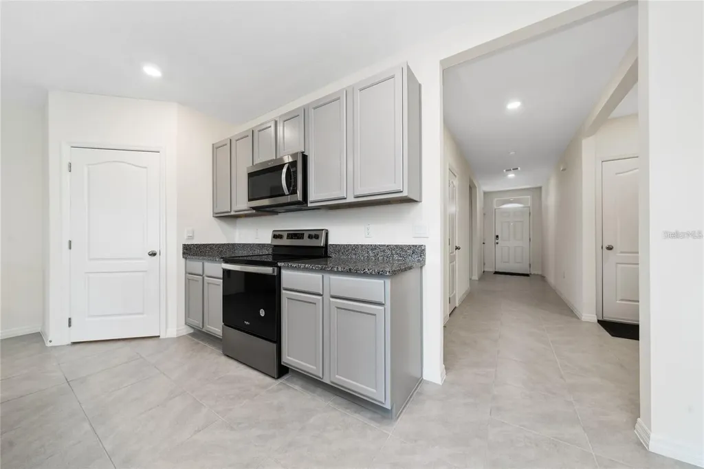 1213 Red Hill Road Davenport FL 33837