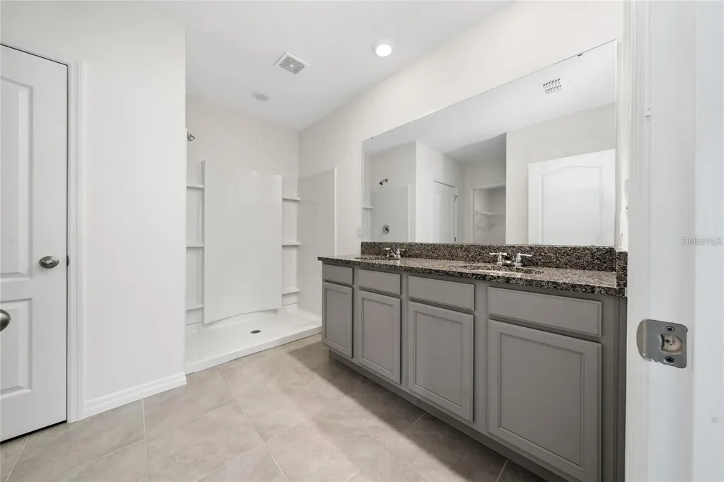 1213 Red Hill Road Davenport FL 33837