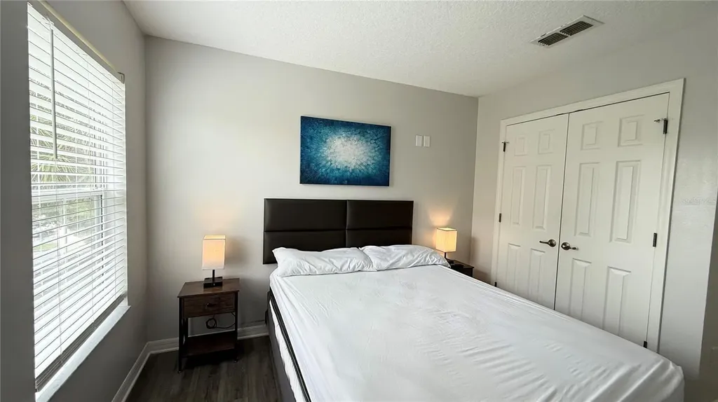 8517 Bay Lilly Loop Kissimmee FL 34747