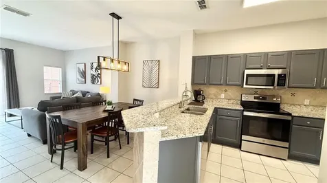 8517 Bay Lilly Loop Kissimmee FL 34747