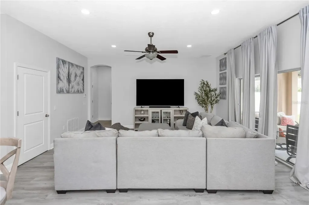 16750 Abbey Hill Court Clermont FL 34711