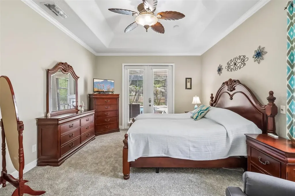 115 W Blue Water Edge Drive Eustis FL 32736